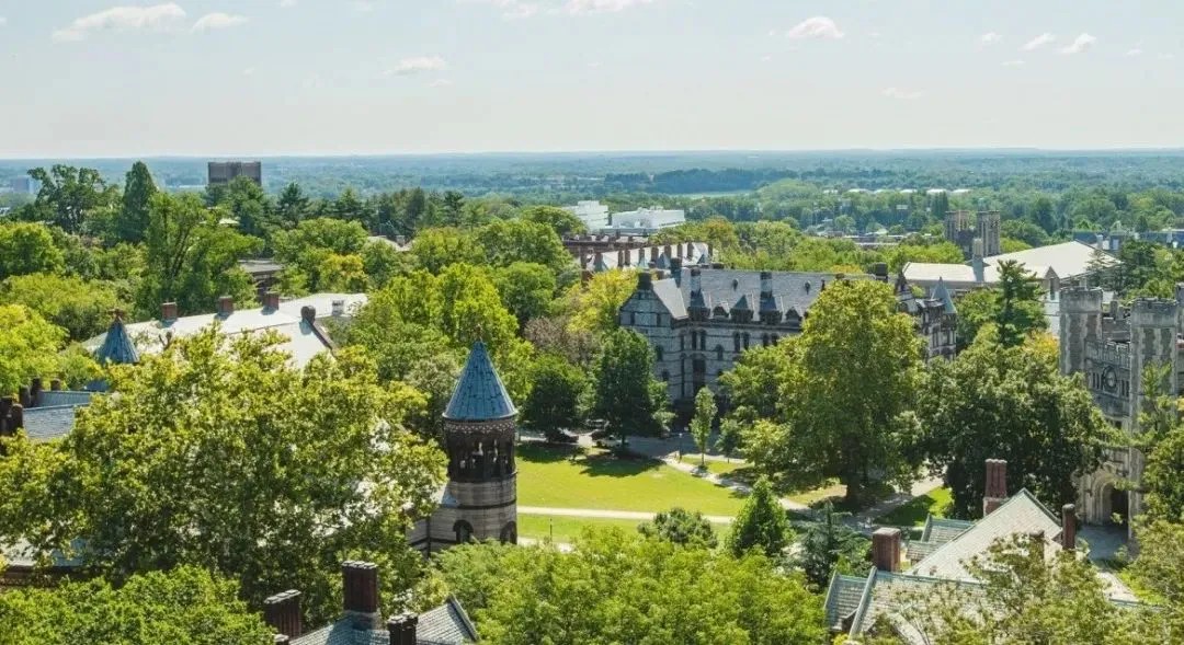 美国留学｜普林斯顿大学官宣恢复标化要求！